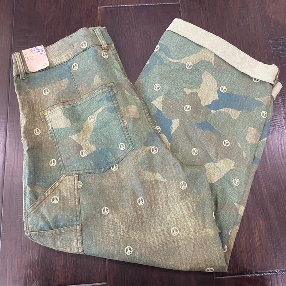 Pilcro The Forager Embroidered Peace Sign Pants Size 32 - Picture 9 of 9